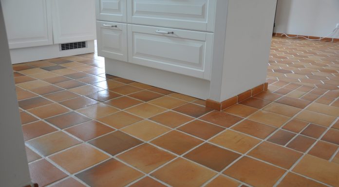 Porady architekta: Podstawowe informacje na temat płytek podłogowych